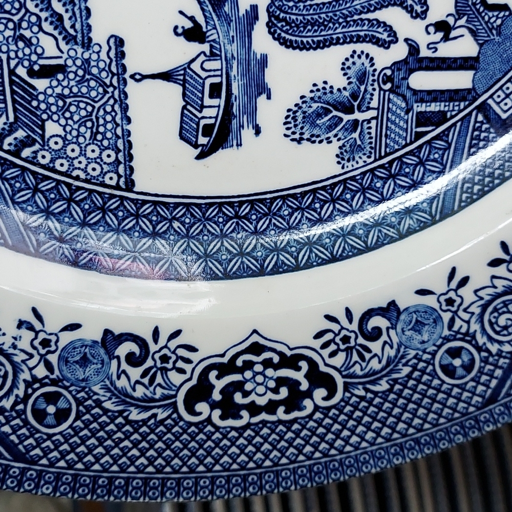 4 of 10.5" dinner plates by Churchill of England blue and white 🤍💙 dinn - Picture 14 of 15